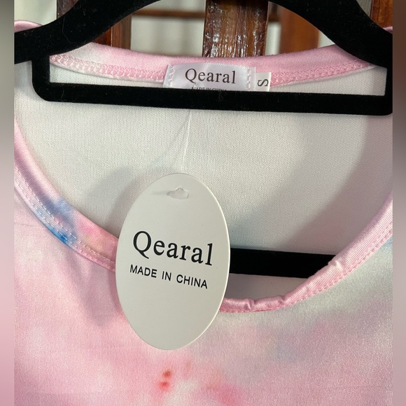 NWT Body Con T-Shirt Dress with Ruched Hip - Picture 4 of 5